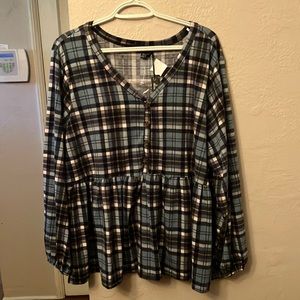 ALISON ANDREWS nwt 3X plaid top